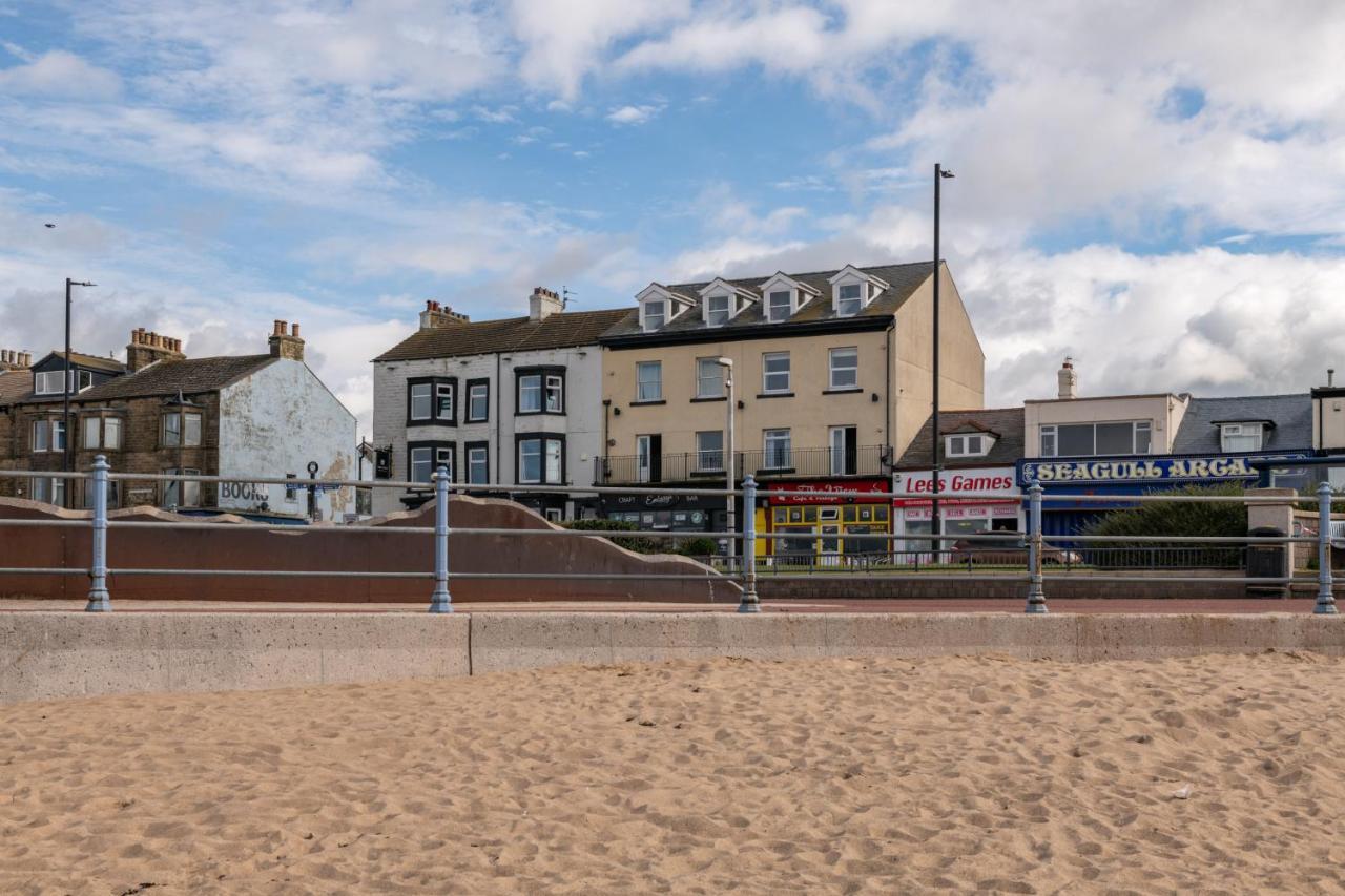 The Croston Balcony Apartment- Morecambe Central Promenade, Beach Front And Sea Views Exterior photo