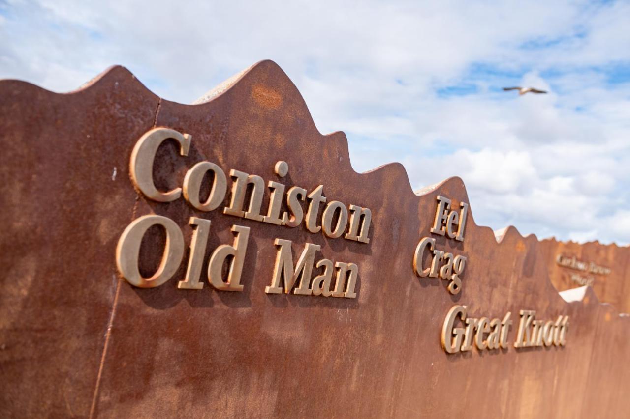 The Croston Balcony Apartment- Morecambe Central Promenade, Beach Front And Sea Views Exterior photo